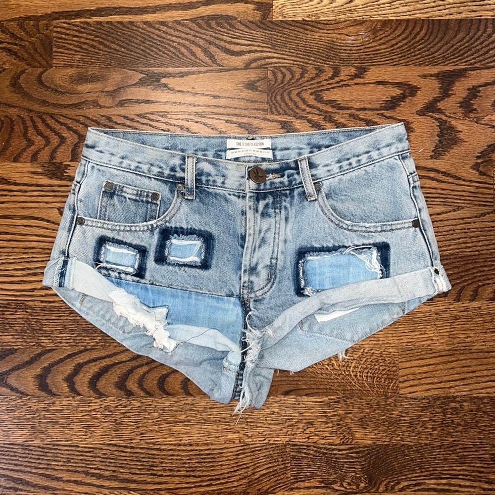 One teaspoon jean shorts with patches